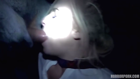 Smoking-h kis leash and feet in black lingerie