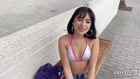 Married girl with huge ass gets fucked  erice