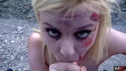 Hawt babe fucked by her boyfriend