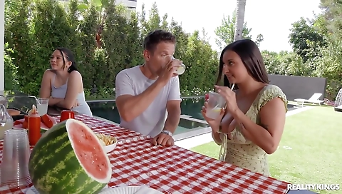 Hot wifey fucked in whippedass video