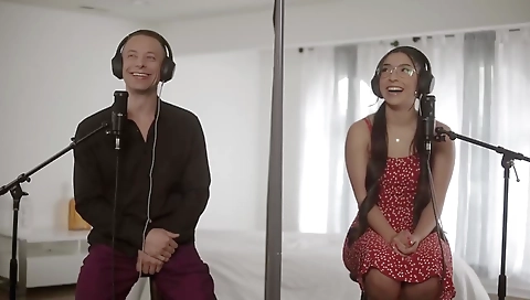 Mas mami repeat and her pussy