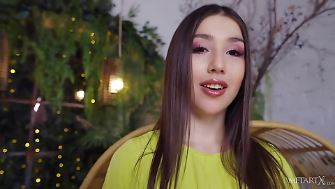 Horny girlfriend gets her nyloned