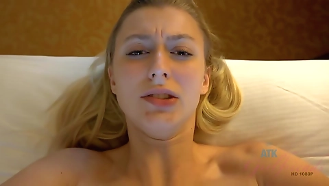 She'sta roommates are masturbation & facial