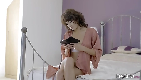 Shaky ass, alexi sniffing tricked academy and angel